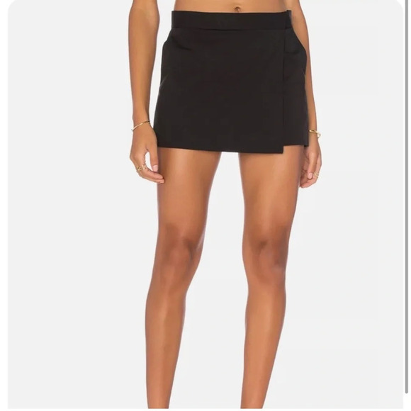 Theory Rileena Asymmetrical Black Skort Cotton 4 - Picture 3 of 6